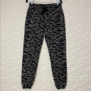 Ardene Camouflage Jogger Pants Sz Medium